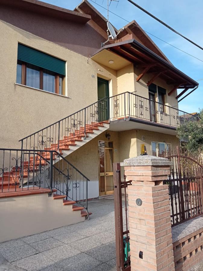 شقة Casa Giulia Santa Giulia المظهر الخارجي الصورة
